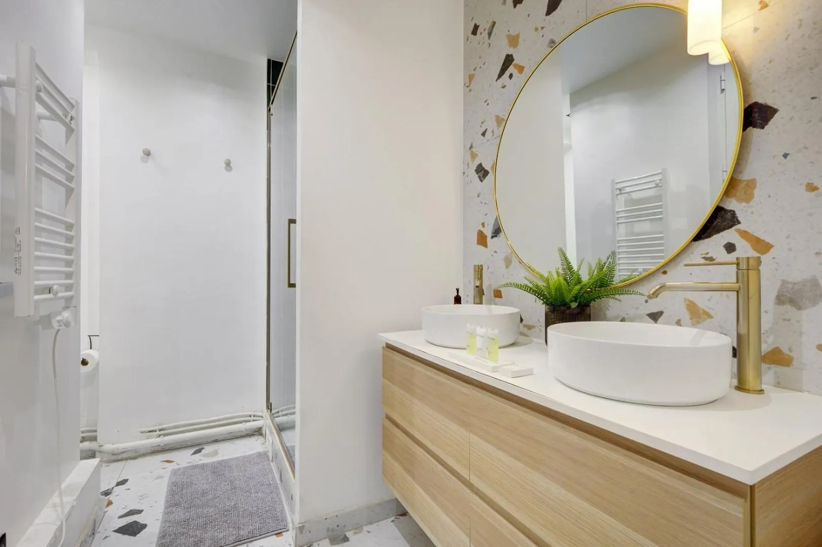 Bluestay 123 - Superb Apartment In Paris